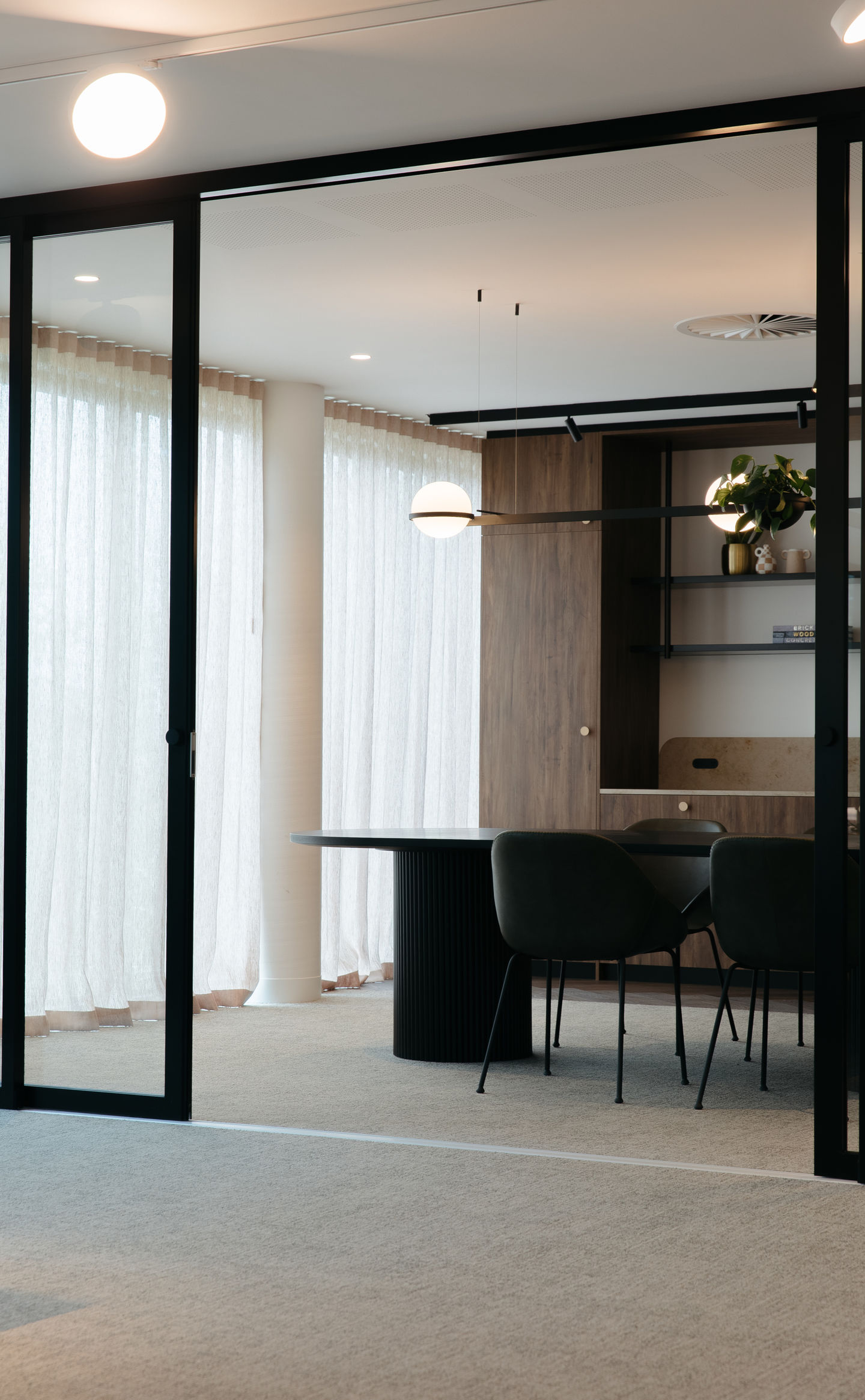 Simple AUBE 2020 11 Nov 10 0818 HDR