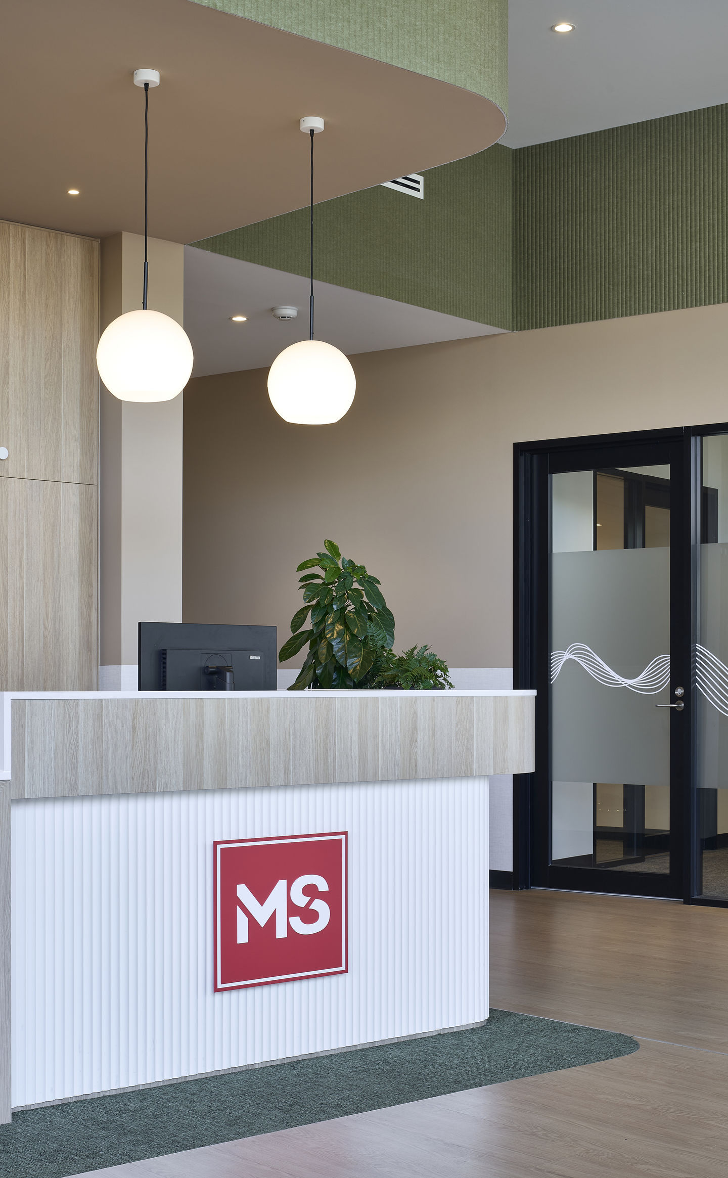 Aube MS Society High Res 03